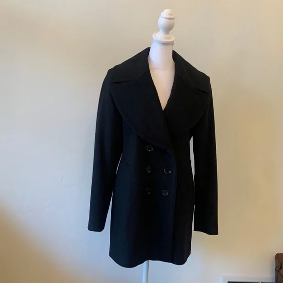 Burberry Wool and Cashmere Peacoat. NWT. Size 10. Black - Picture 1 of 10